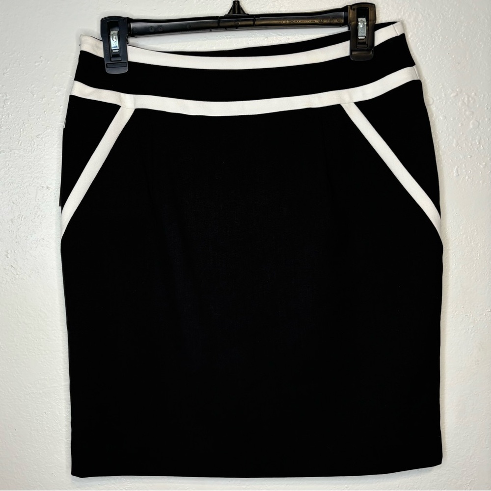 NWT‎ Worthington Petite Suit Pencil Skirt Womens 4P Black White Trim Ladies